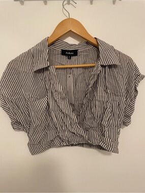 Aakaa Navy and White Striped Cropped Button-Down Top